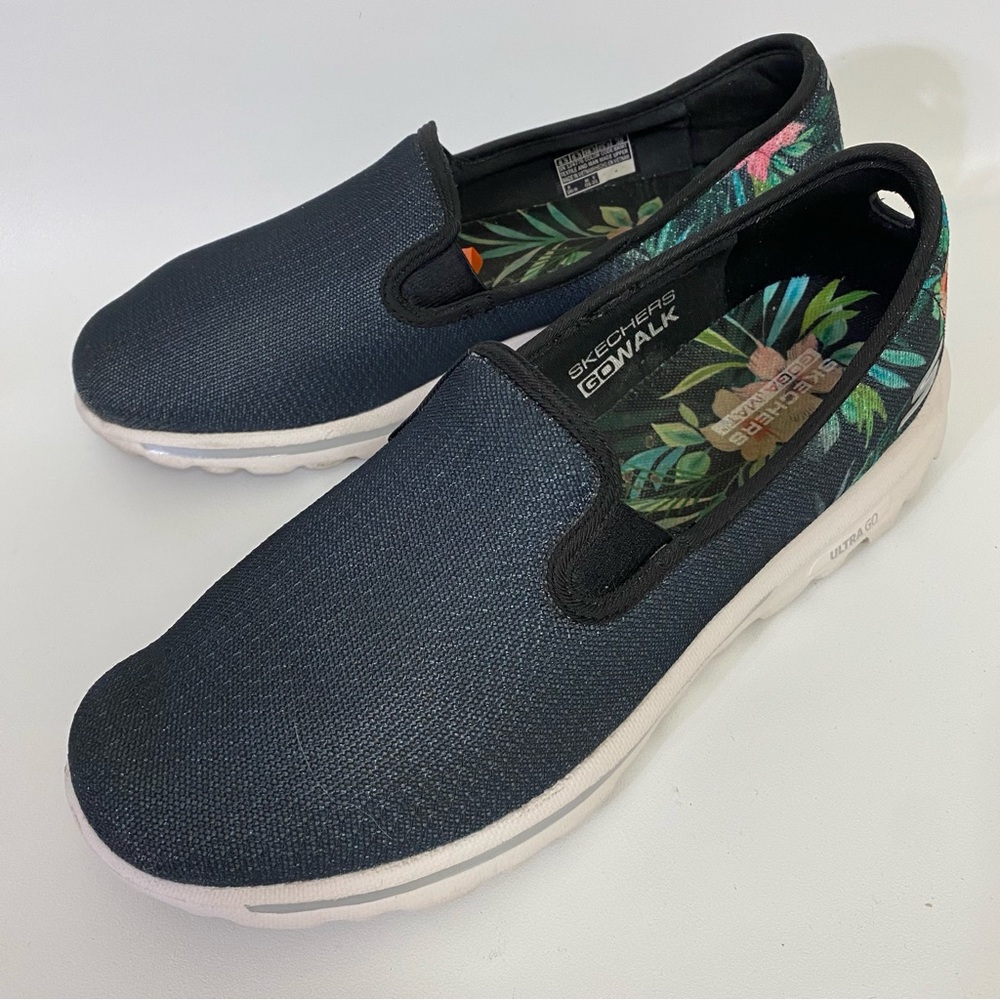 Skechers Gowalk Goga Mat Slip On Shoes Womens Size Black